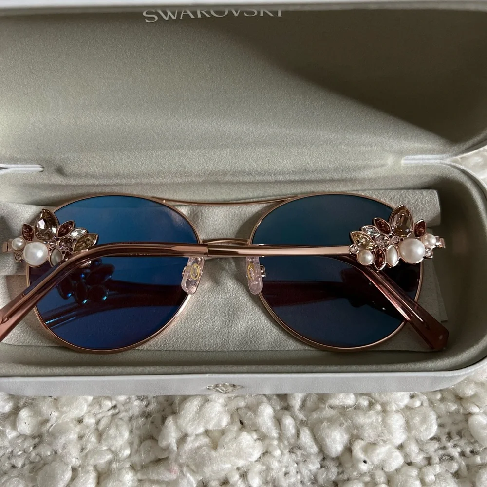 Swarovski Sunglasses! - Picture 6 of 15
